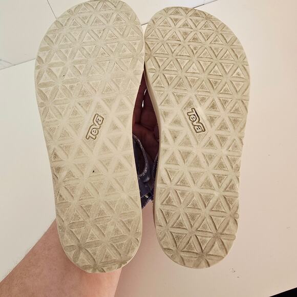 Teva Flatform Universal Gloriosa Floral Purple Blue Size 9 - Picture 7 of 8